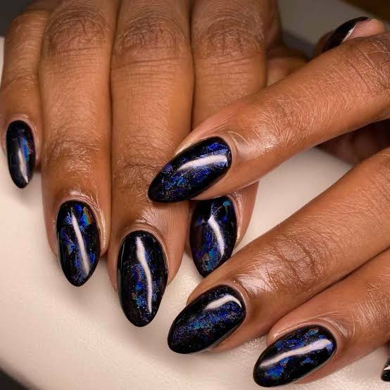 Matte Dark Blue Silver Geometric Accent Nails Matte Dark Blue Silver Geometric Accent Nails — Dark Blue Nails