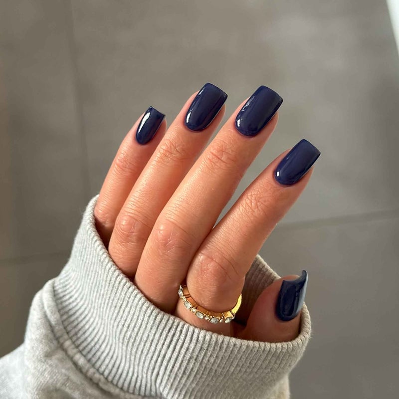 Glossy Dark Navy Short Soft Square Nails Glossy Dark Navy Short Soft Square Nails — Dark Blue Nails