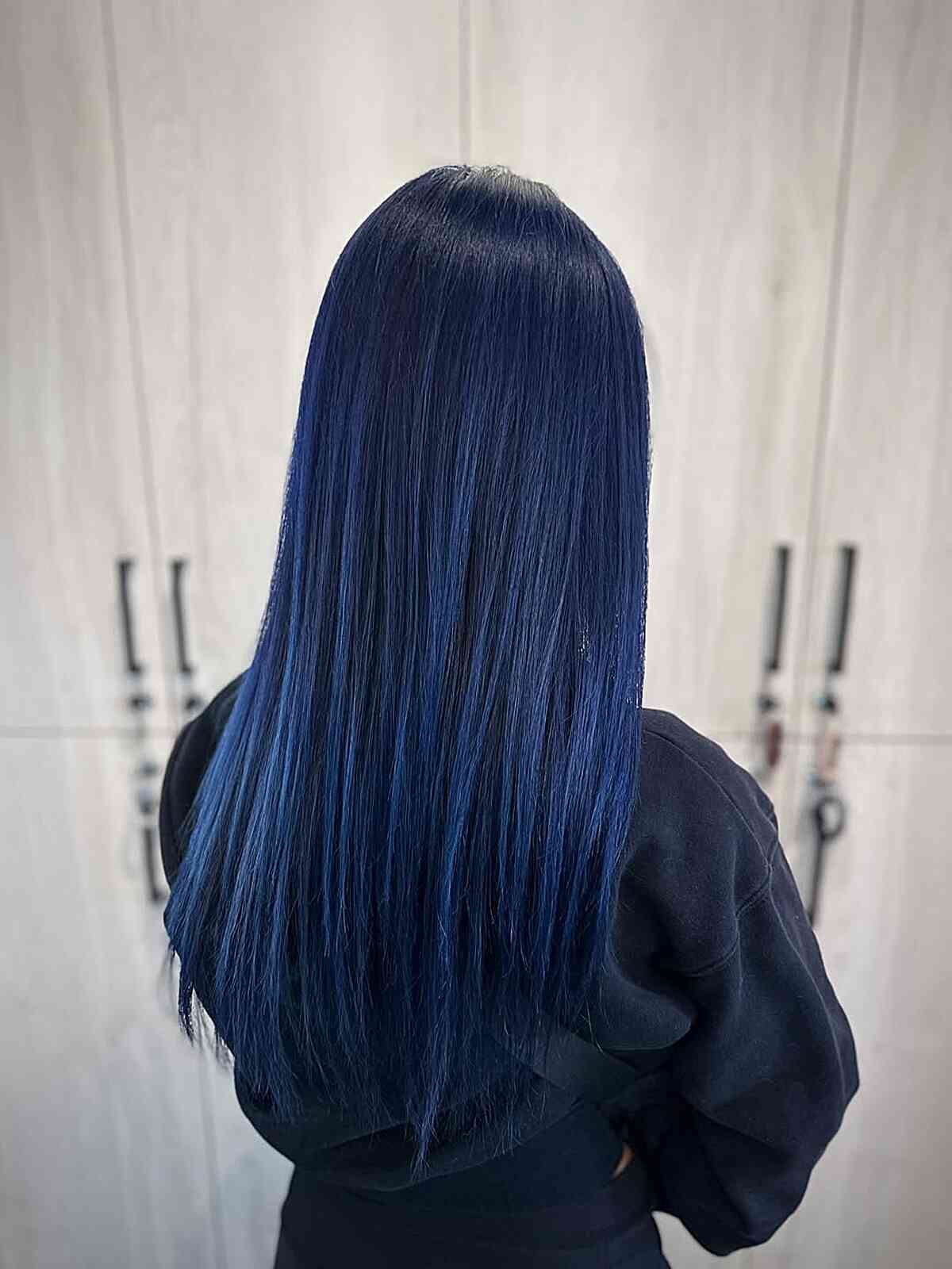 Mid-Back Ombré In Dark Blue Mid-Back Ombré In Dark Blue — Dark Hair Color