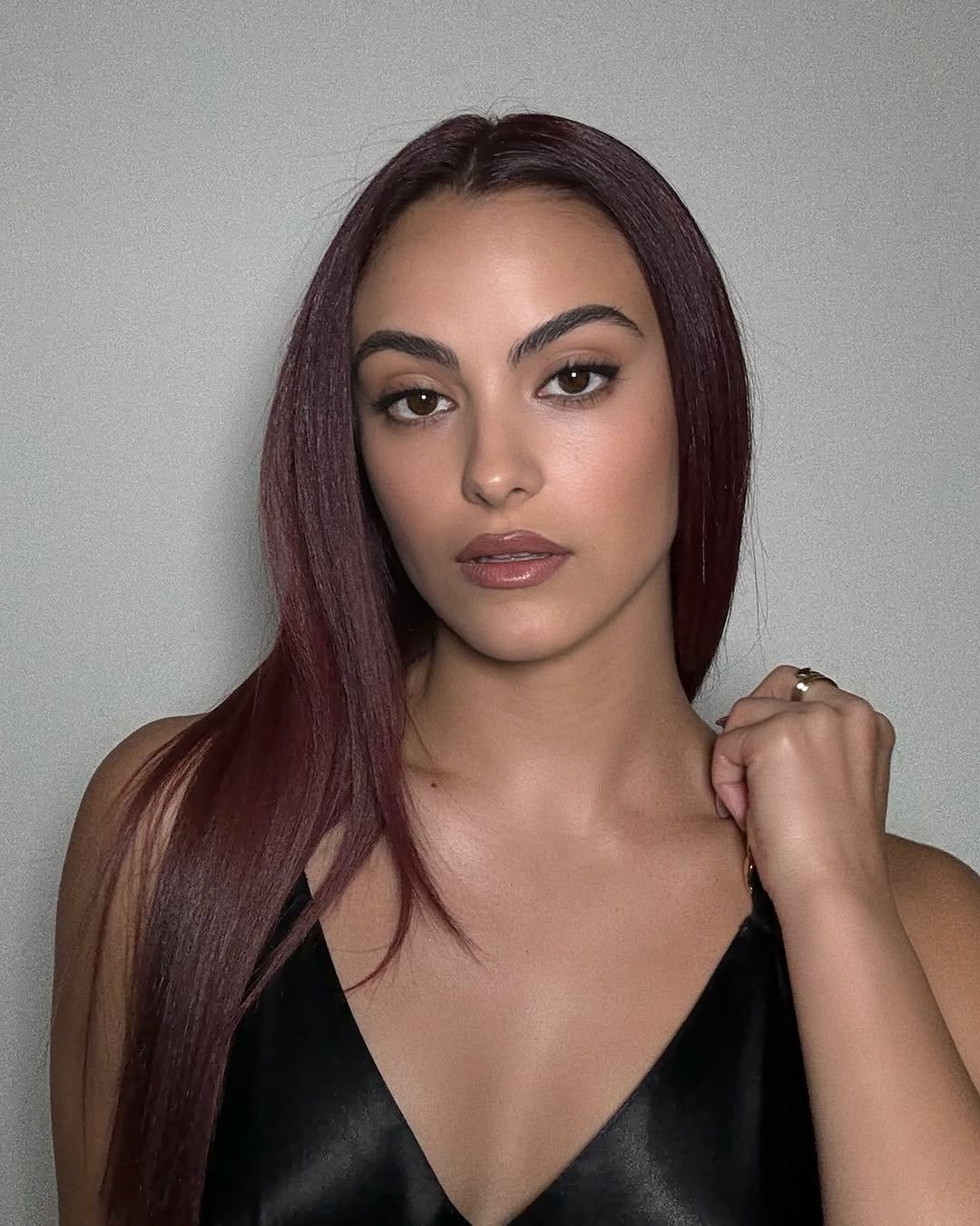 Mid-Back Dark Red Waves, Wavy Mid-Back Dark Red Waves, Wavy — Dark Hair Color