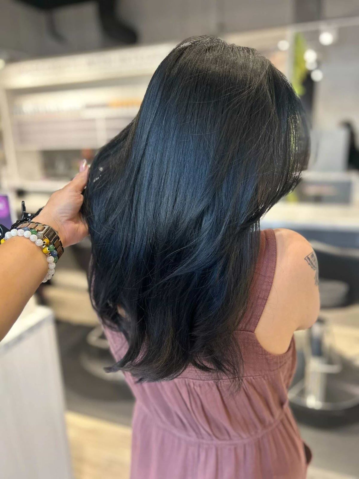 Mid-Back Blue-Black With Layers Mid-Back Blue-Black With Layers — Dark Hair Color