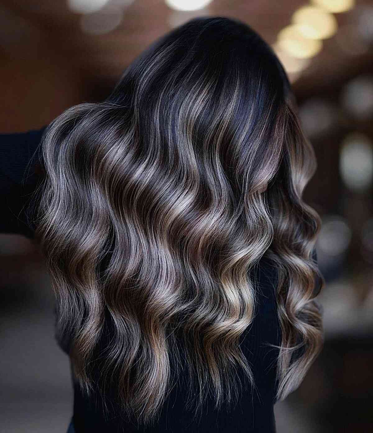 Back View Mid-Back With Dimensional Ash Highlights Back View Mid-Back With Dimensional Ash Highlights — Dark Highlights
