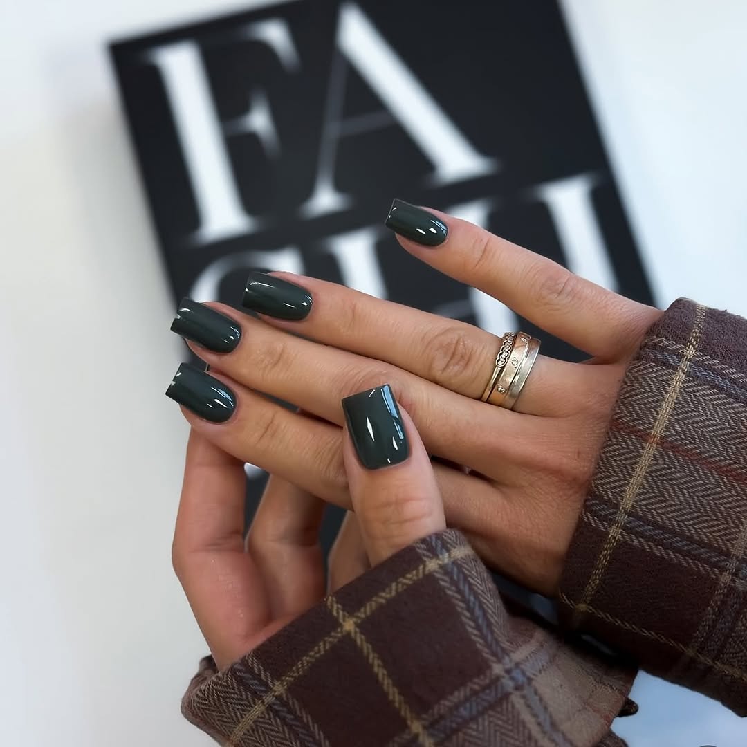 Deep Forest Green Glossy Square Nails