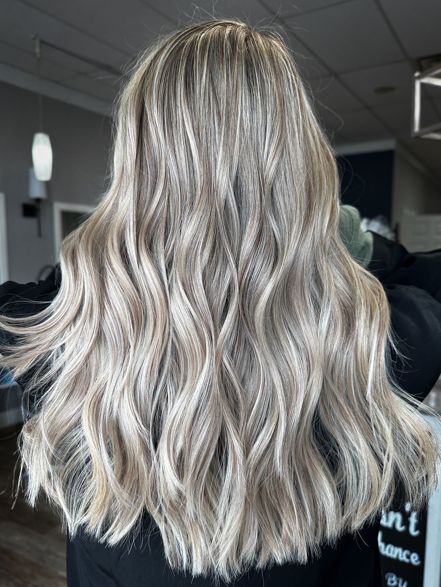 Dimensional Ash Blonde Waves With Subtle Babylights