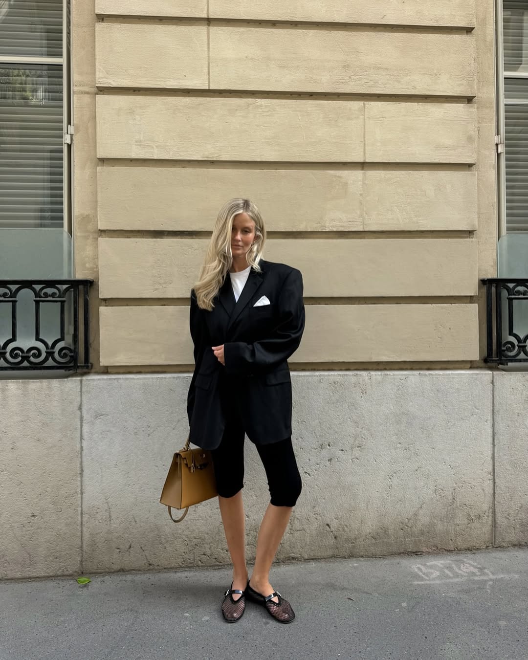 Oversized Blazer with Bike Shorts Oversized Blazer with Bike Shorts — Dinner Outfits