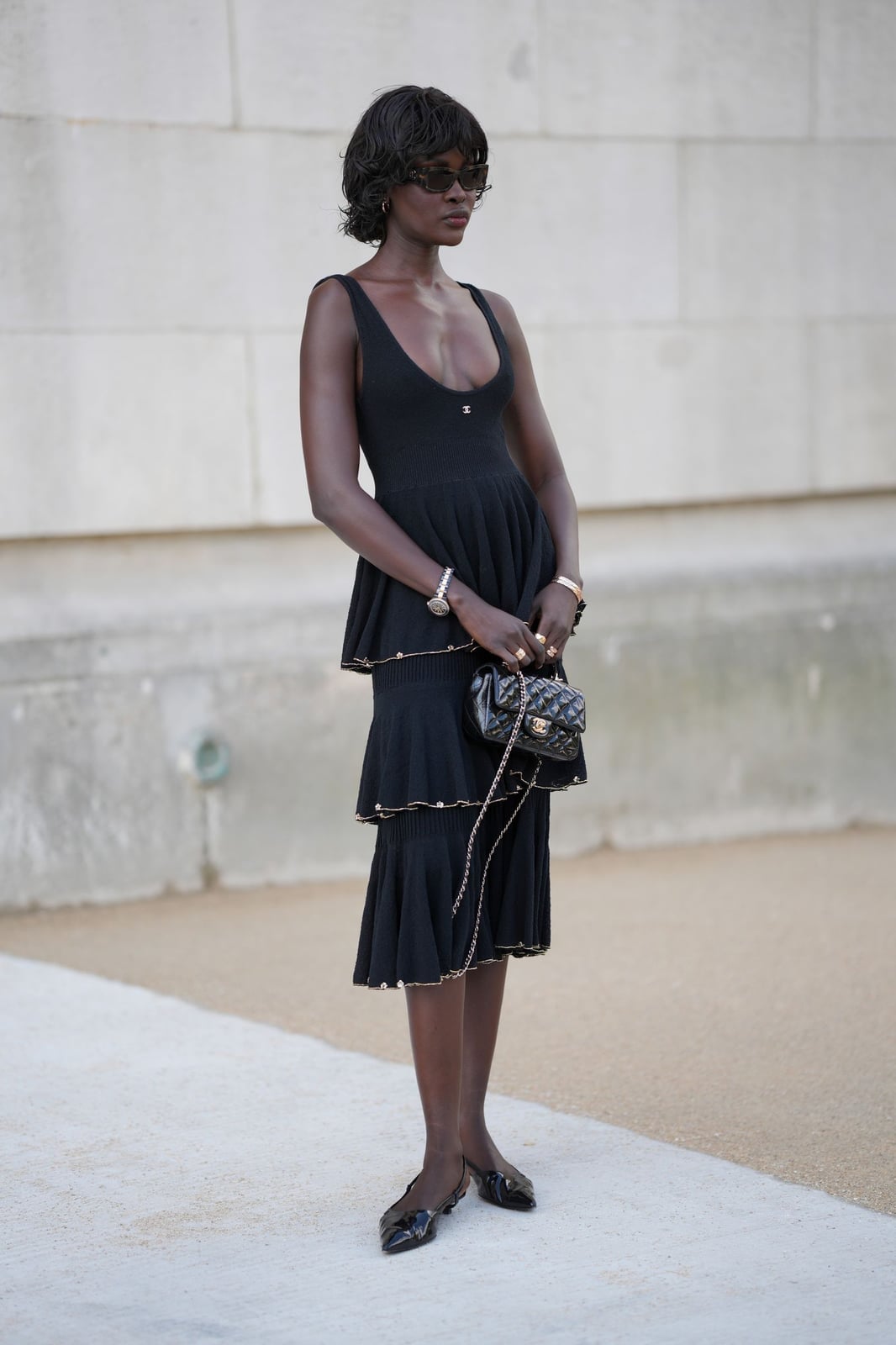 Black Peplum Dress With Gold Trim — Dinner Outfits Black Women
