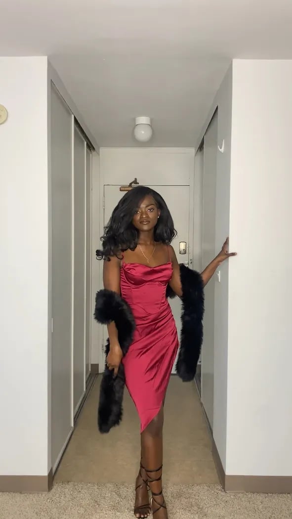 Red Satin Slip Dress With Black Faux Fur Stole — Dinner Outfits Black Women