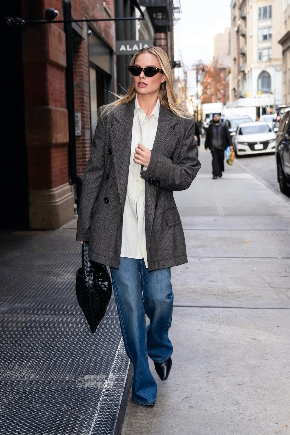 Gray Oversized Blazer Over Striped Shirt and Jeans — Dinner Outfits Classy