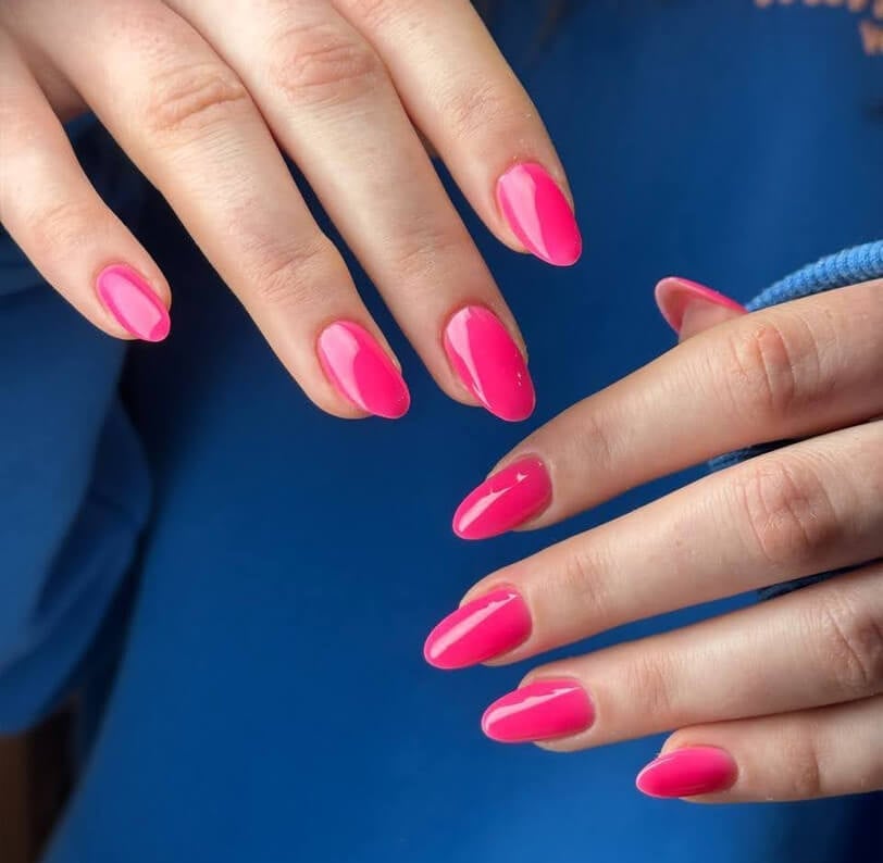 Medium Almond Vibrant Glossy Pink Medium Almond Vibrant Glossy Pink — Dip Powder Nails