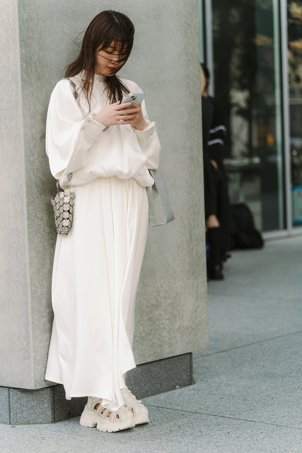 Oversized Ivory Long-Sleeve Silk Dress With Chunky White Sandals — Dress As Your Type
