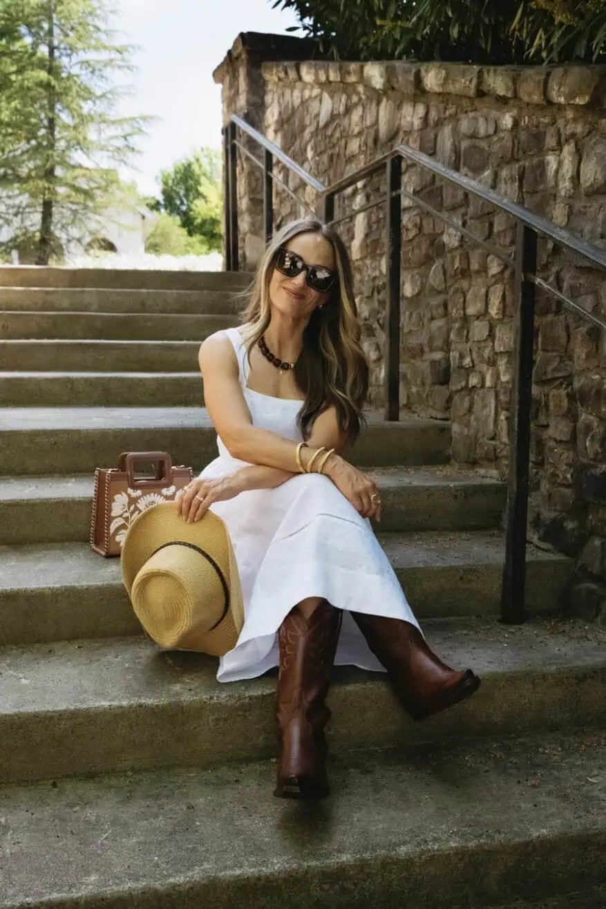 White Linen Dress with Brown Cowboy Boots, Close-Up Take White Linen Dress with Brown Cowboy Boots, Close-Up Take — Dresses and Boots Outfit