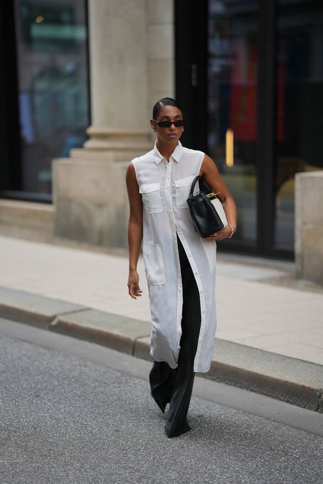 Oversized White Sleeveless Shirt Dress Oversized White Sleeveless Shirt Dress — Dresses to Wear