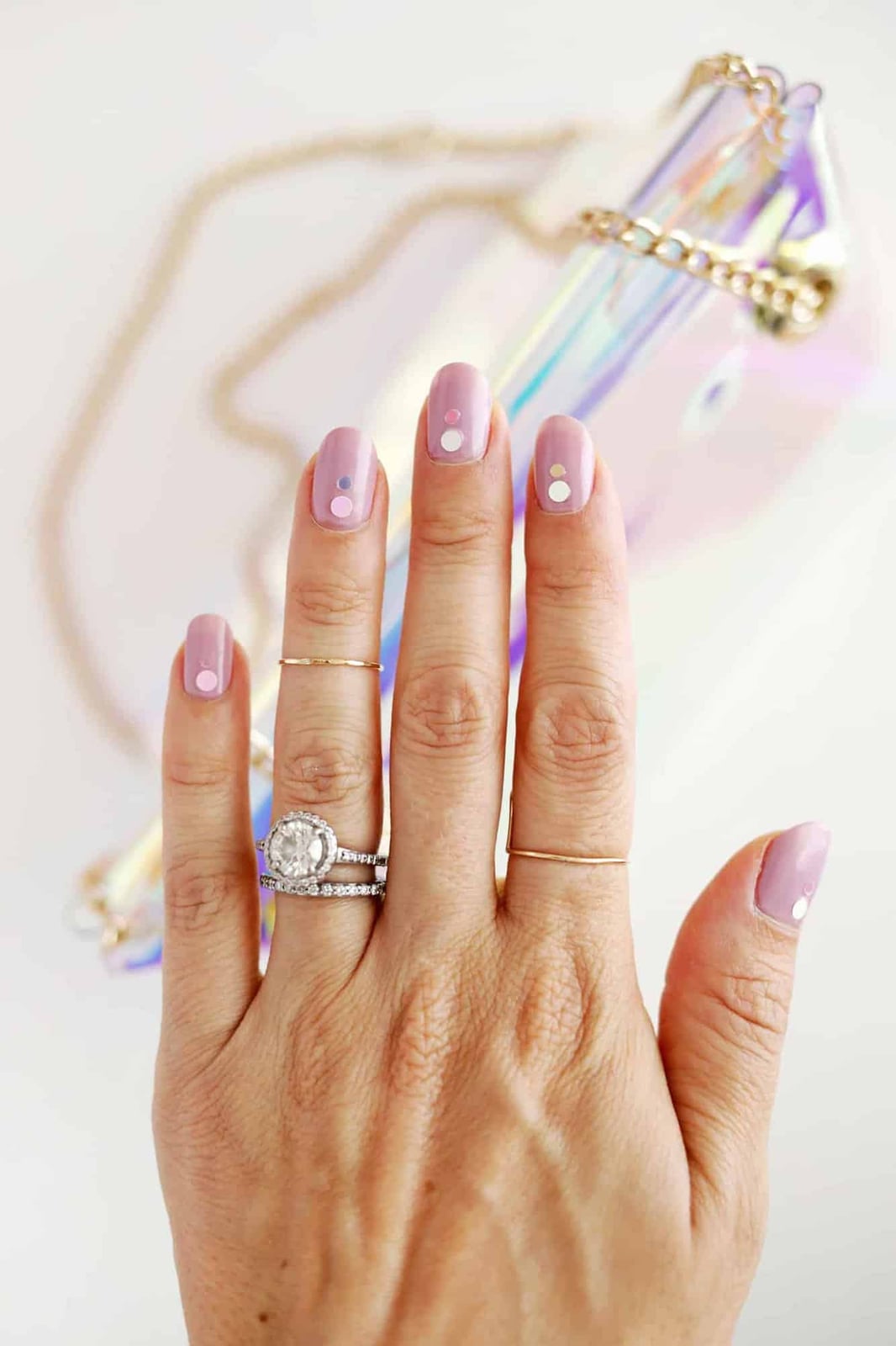 Pale Pink Dot Accent Short Square Nails Pale Pink Dot Accent Short Square Nails — Easy Nail Art