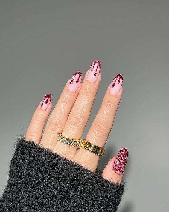 Red Dripping Glitter Medium Almond Nails Red Dripping Glitter Medium Almond Nails — Easy Nail Art