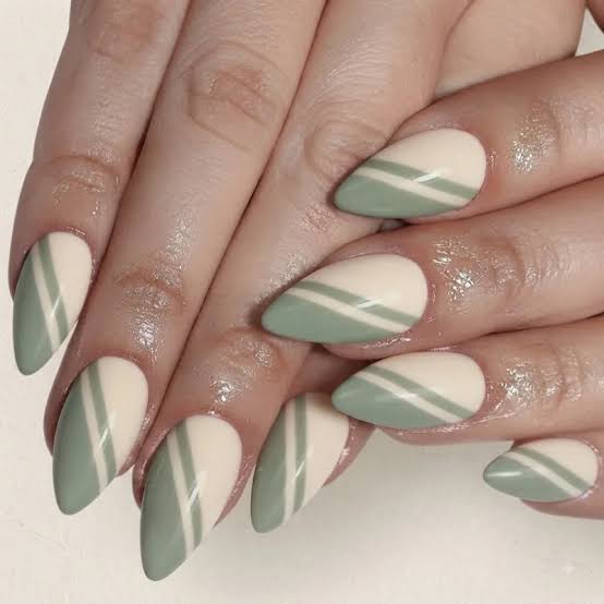 Pale Green Stripe Medium Almond Nails Pale Green Stripe Medium Almond Nails — Easy Nail Art