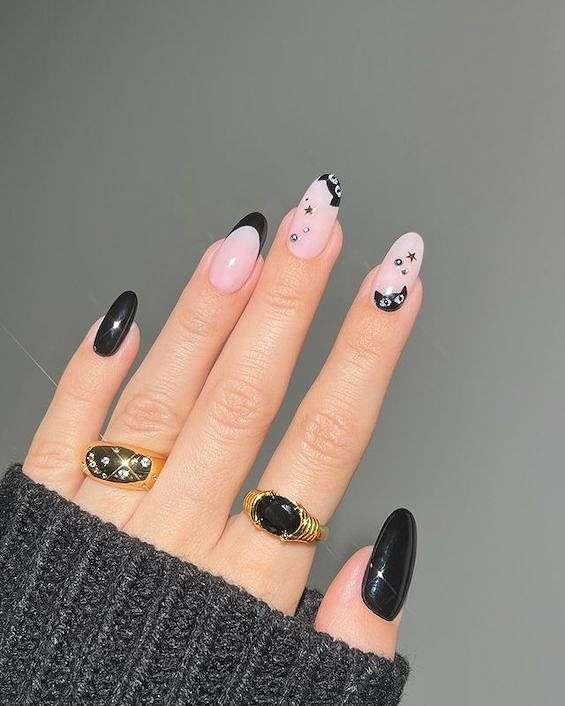 Black French & Cat Silhouette Medium Almond Nails Black French & Cat Silhouette Medium Almond Nails — Easy Nail Art