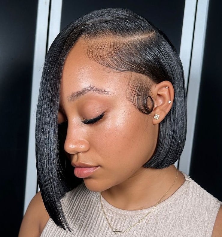 Sleek Black Bob With Meticulously Laid Edges Sleek Black Bob With Meticulously Laid Edges — Edges Hairstyles
