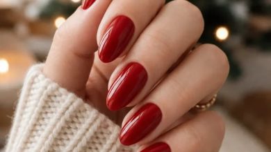 24 Red Christmas Nail Ideas That Feel Festive & Elegant.