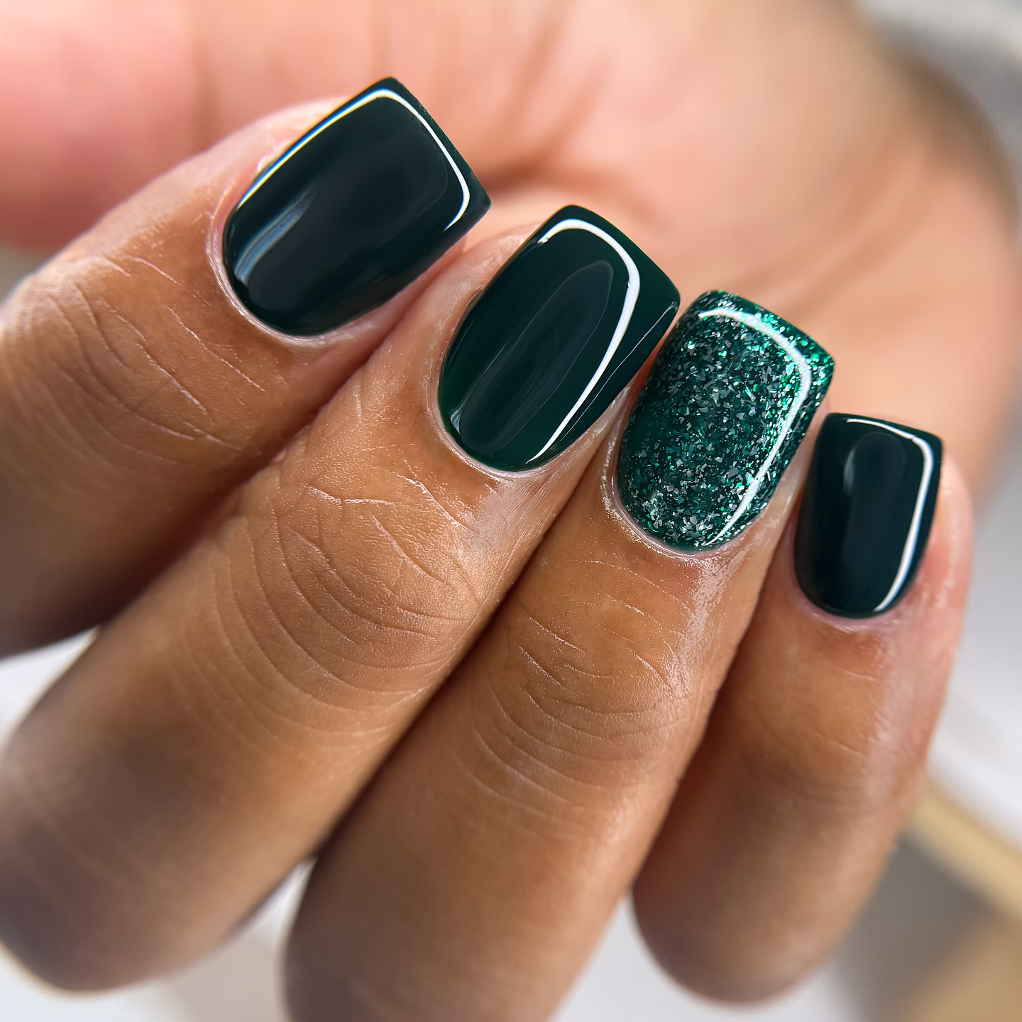 Emerald Forest Glitter Accent Square Nails
