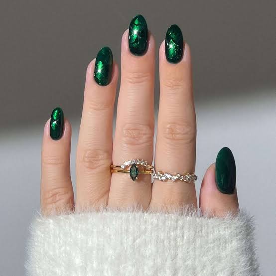 Deep Emerald Shimmer Short Almond Nails — Emerald Green Nails