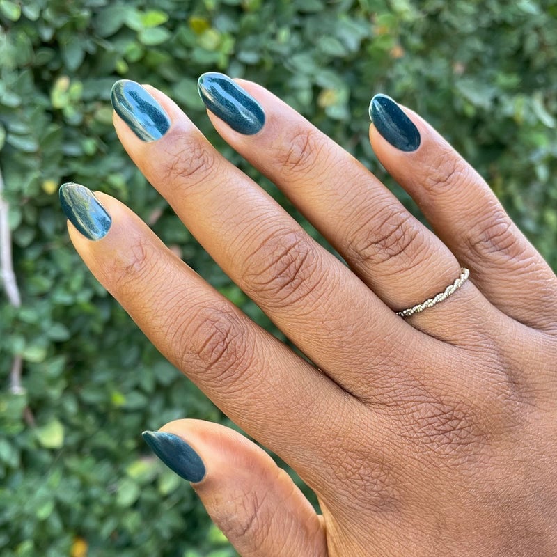 Deep Teal Shimmer Glossy Medium Oval Nails — Emerald Green Nails