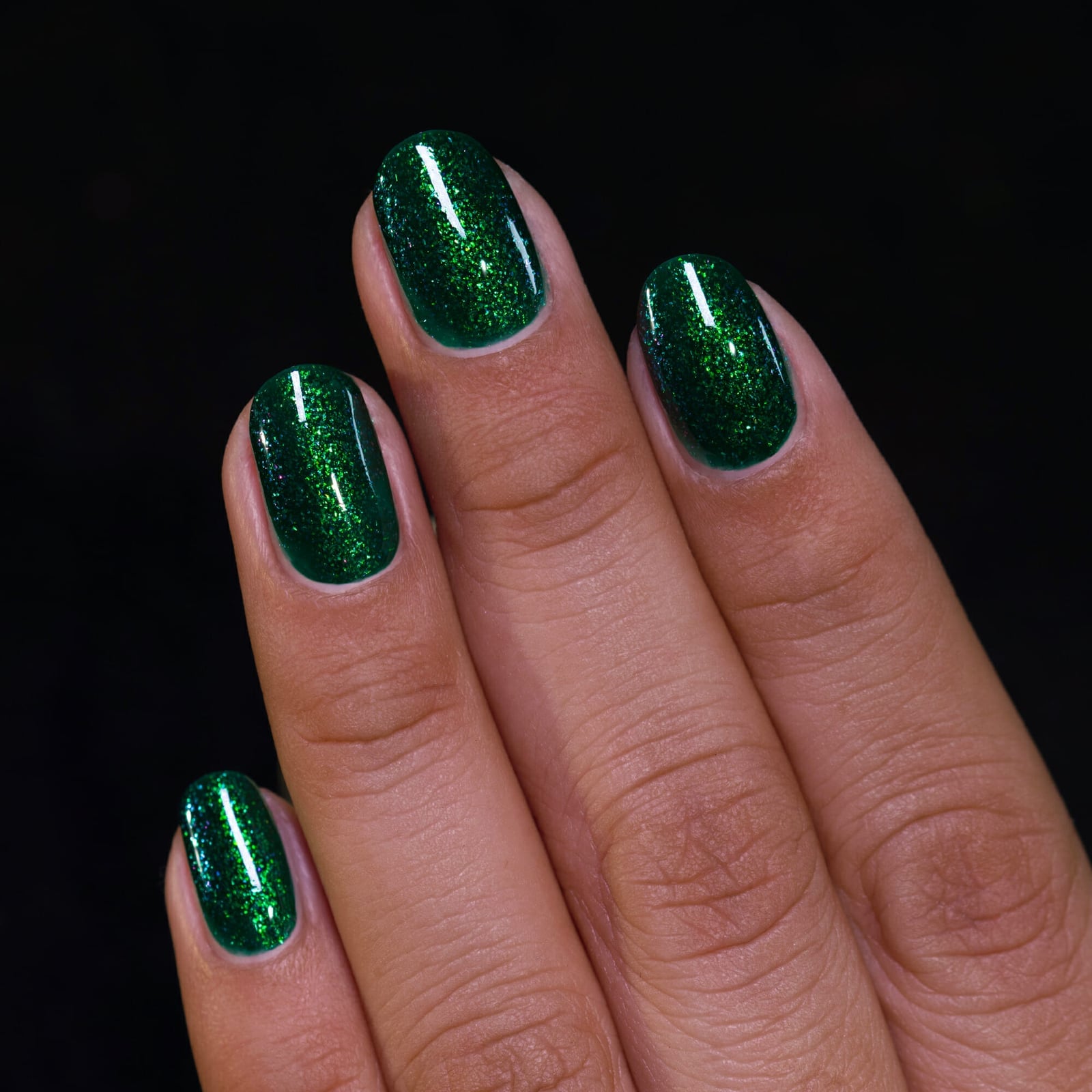 Vibrant Emerald Glitter Short Square Nails — Emerald Green Nails