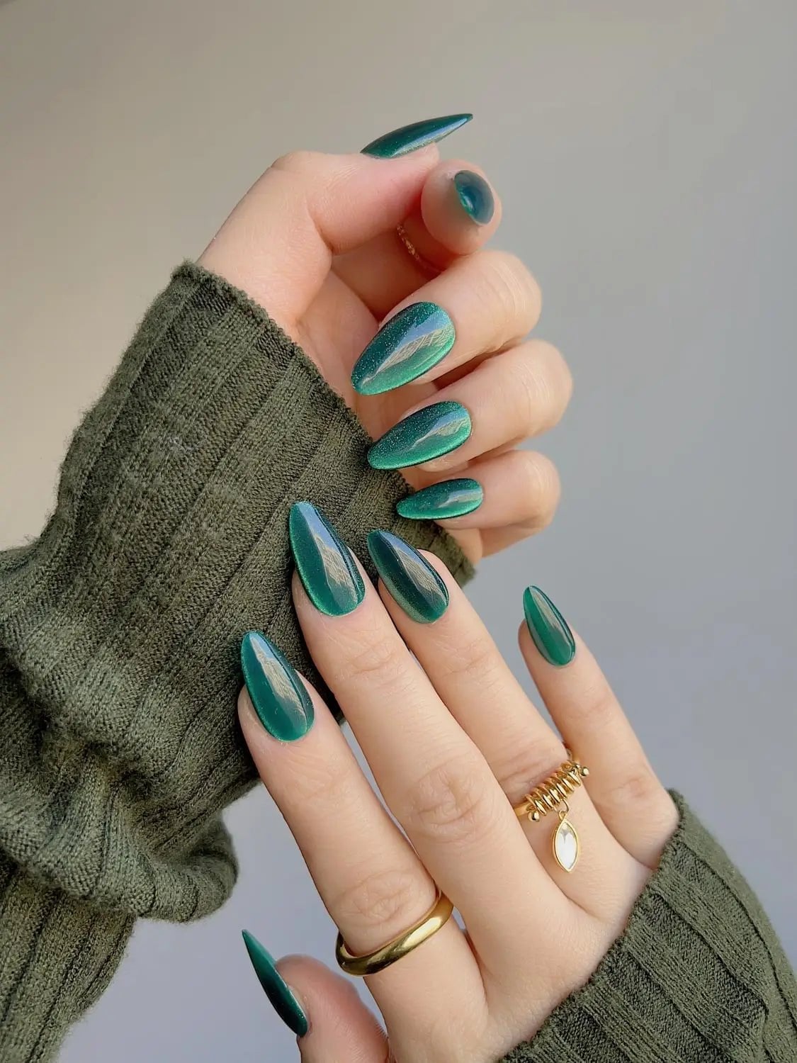 Captivating Emerald Green Cat Eye Medium Almond Nails — Emerald Green Nails