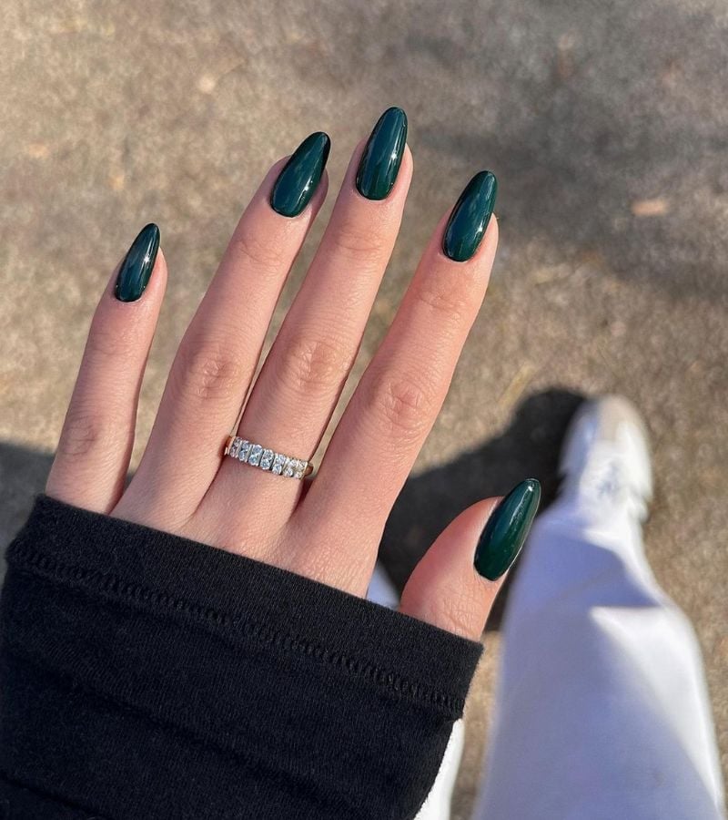 Glossy Deep Emerald Green Medium Almond Nails — Emerald Green Nails
