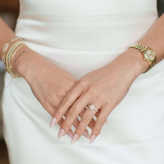 Sheer Nude Thin French Tip Long Stiletto Nails Sheer Nude Thin French Tip Long Stiletto Nails — Engagement Nails