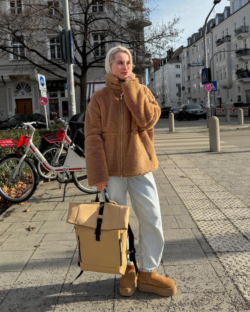 Brown Teddy Jacket With Baggy Jeans — Errands Outfits