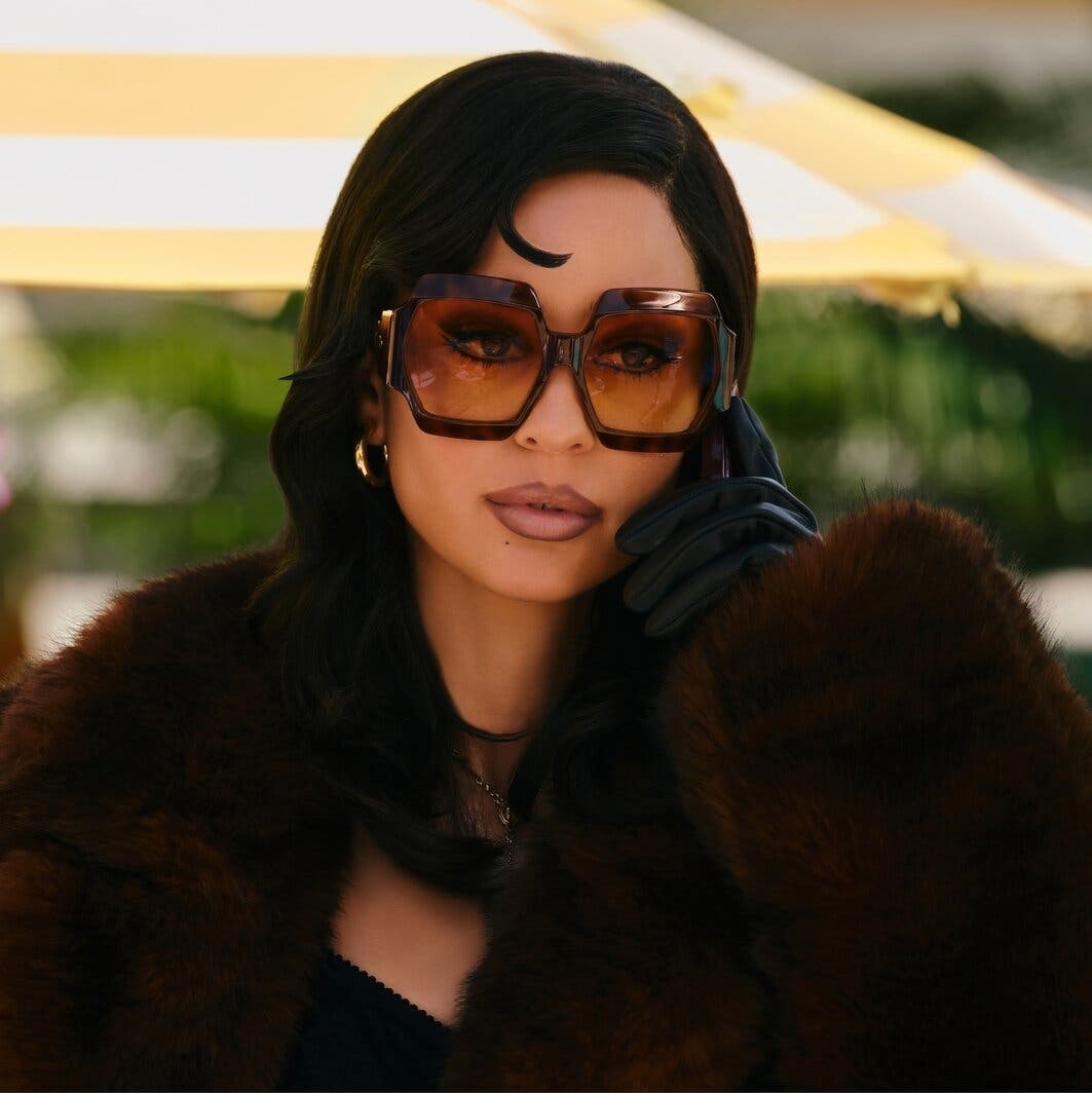 Brown Faux Fur Coat with Oversized Sunglasses — Euphoria Outfits