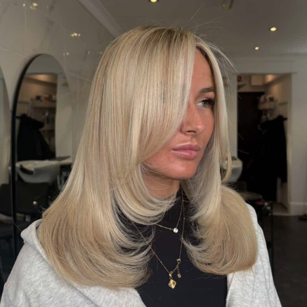 Collarbone Ash Blonde With Curtain Bangs — Face Framing Highlights