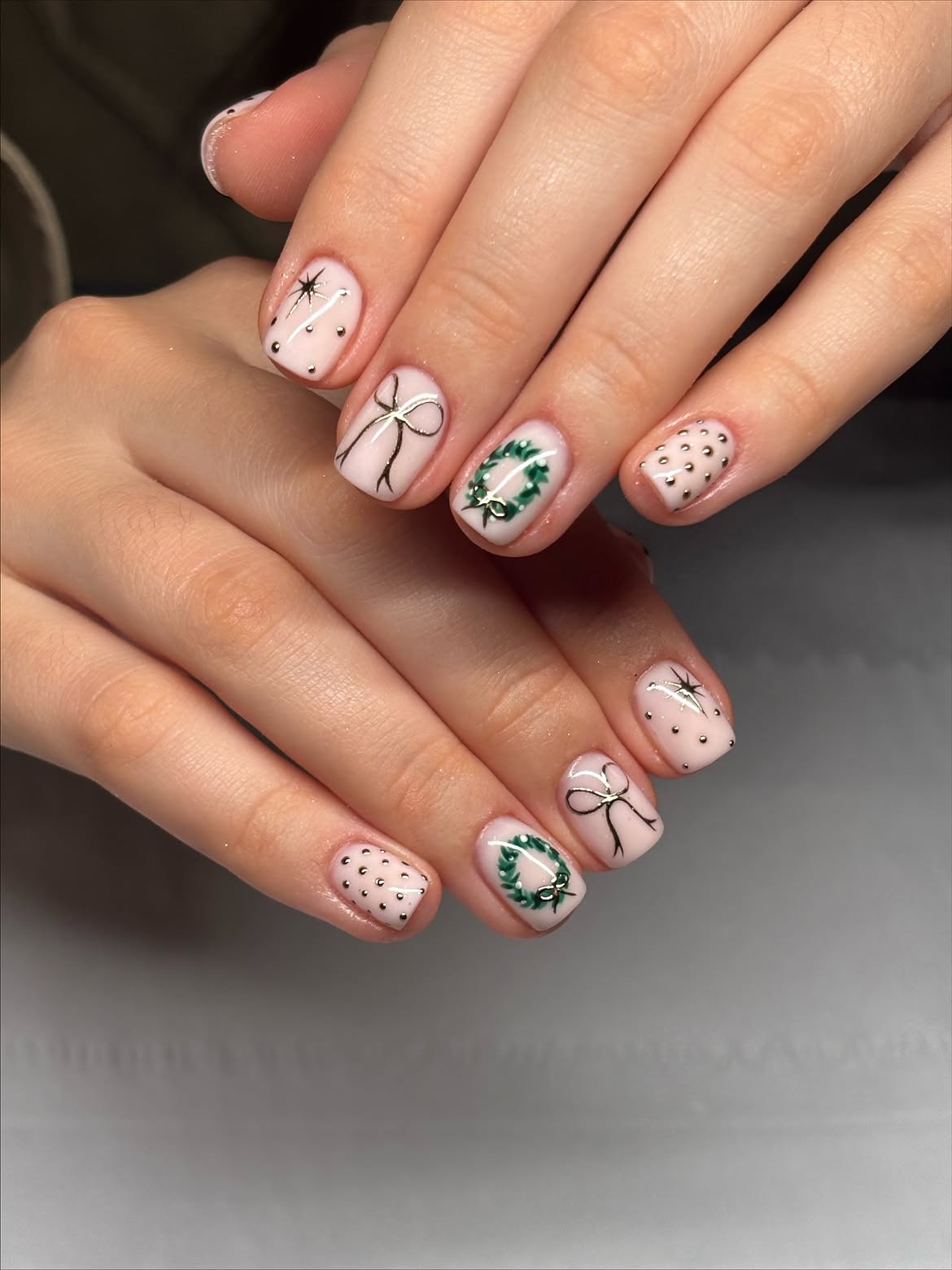 Festive Bows And Wreaths Christmas Nails