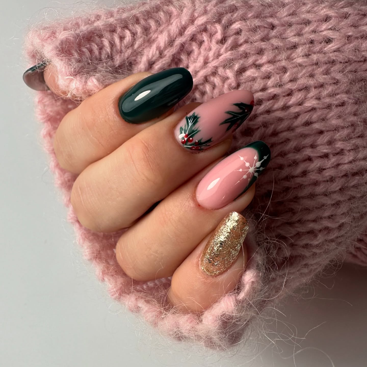 Festive Green And Pink Holly Snowflakes Nails