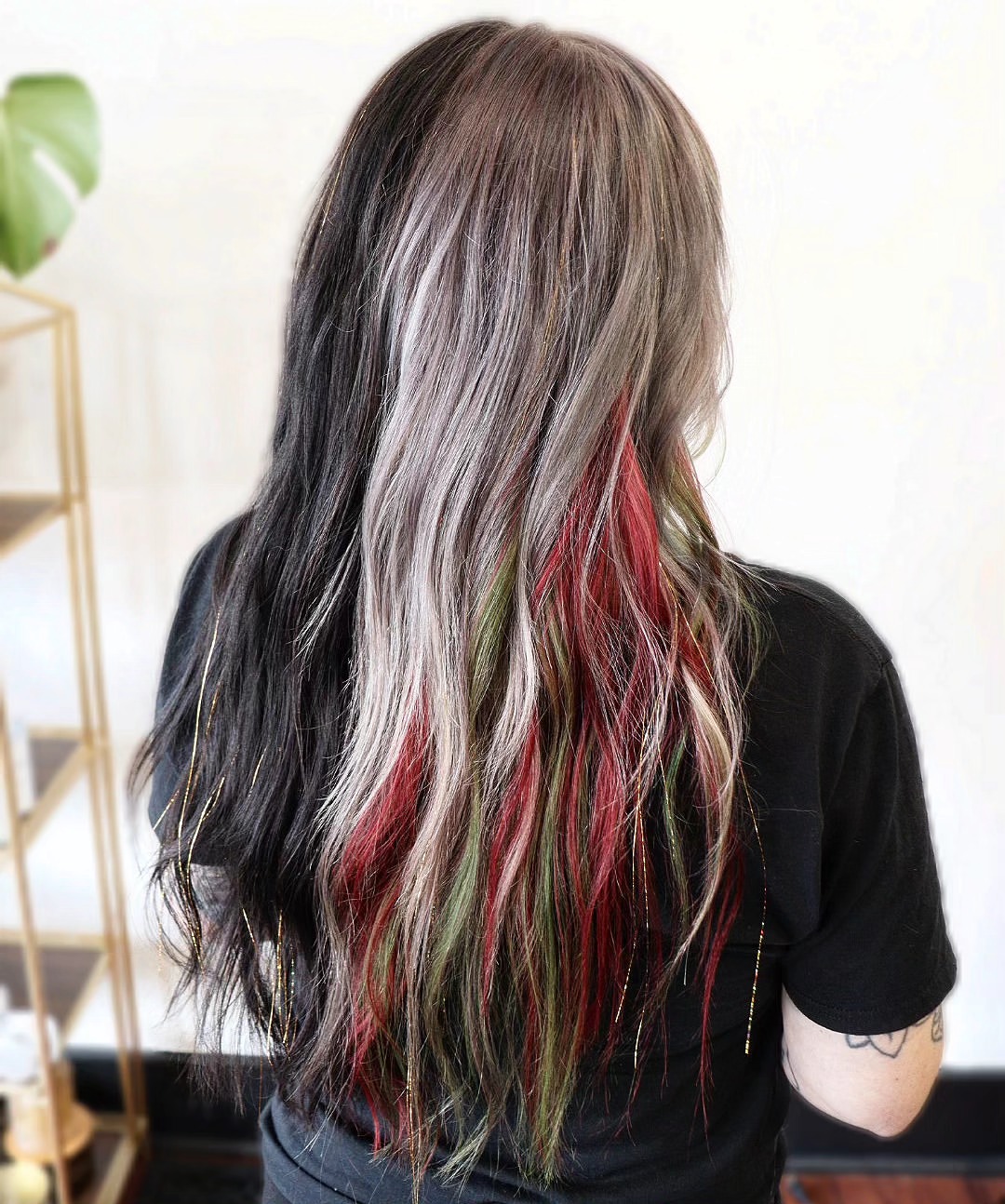 Festive Half-And-Half Christmas Hair With Glitter Strands