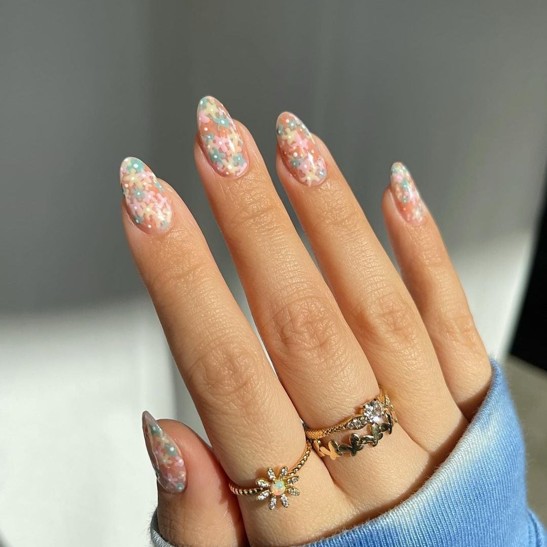 Natural Garden Floral Medium Almond Nails, миндаль Natural Garden Floral Medium Almond Nails, миндаль — Floral Nails