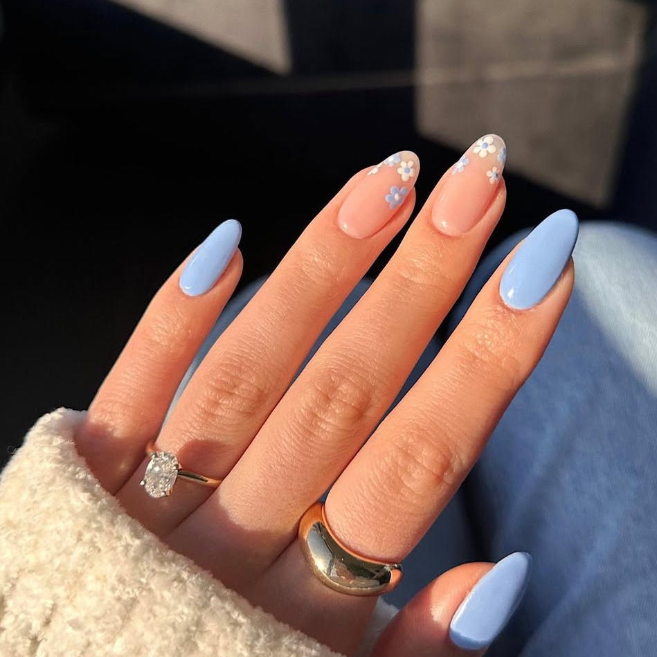 Graphic Floral Stiletto Long Nails Graphic Floral Stiletto Long Nails — Floral Nails