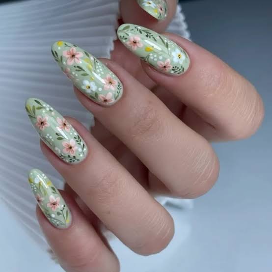 Vibrant Floral Print Long Almond Nails Vibrant Floral Print Long Almond Nails — Floral Nails