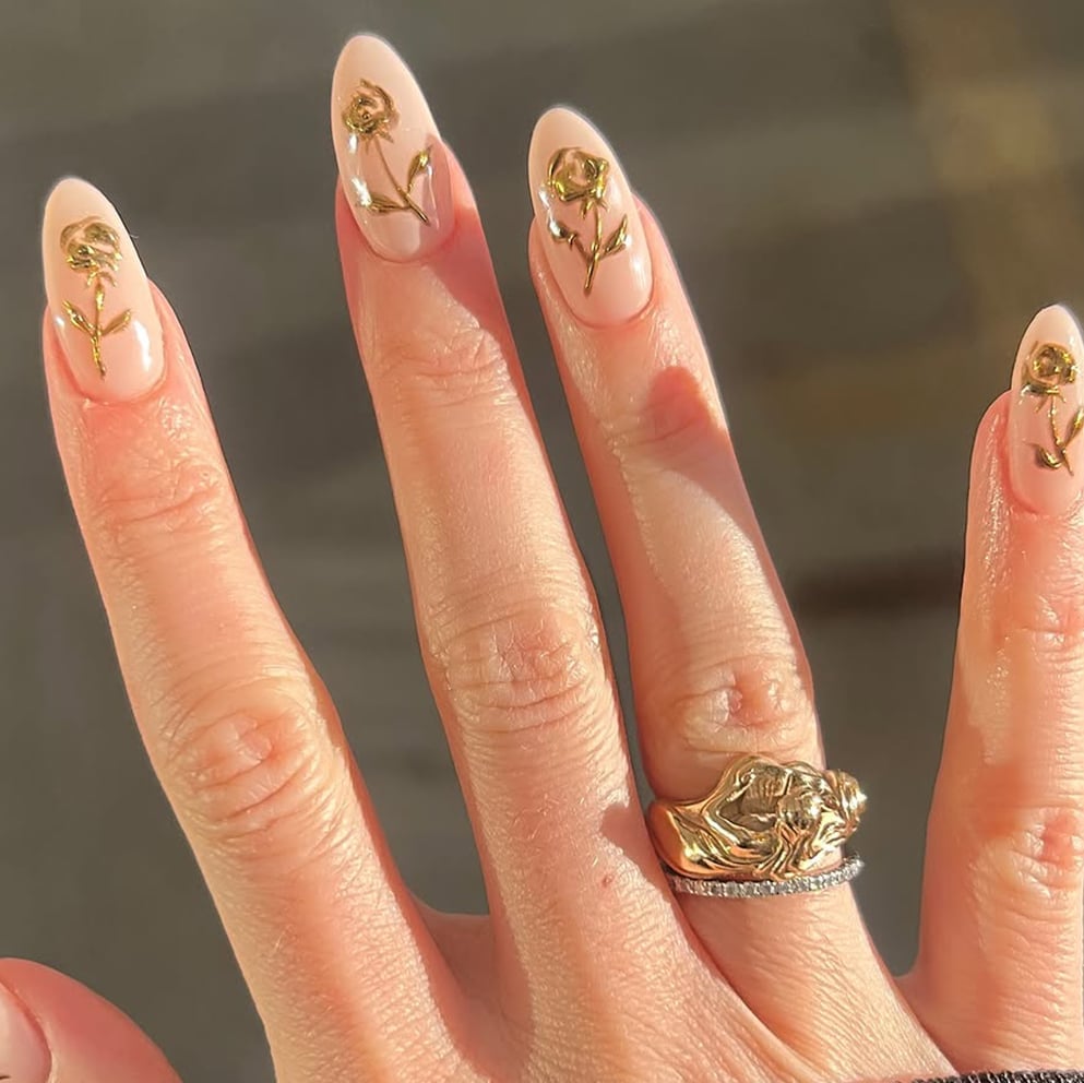 Gold Rose Embellishment Medium Almond Nails Gold Rose Embellishment Medium Almond Nails — Floral Nails