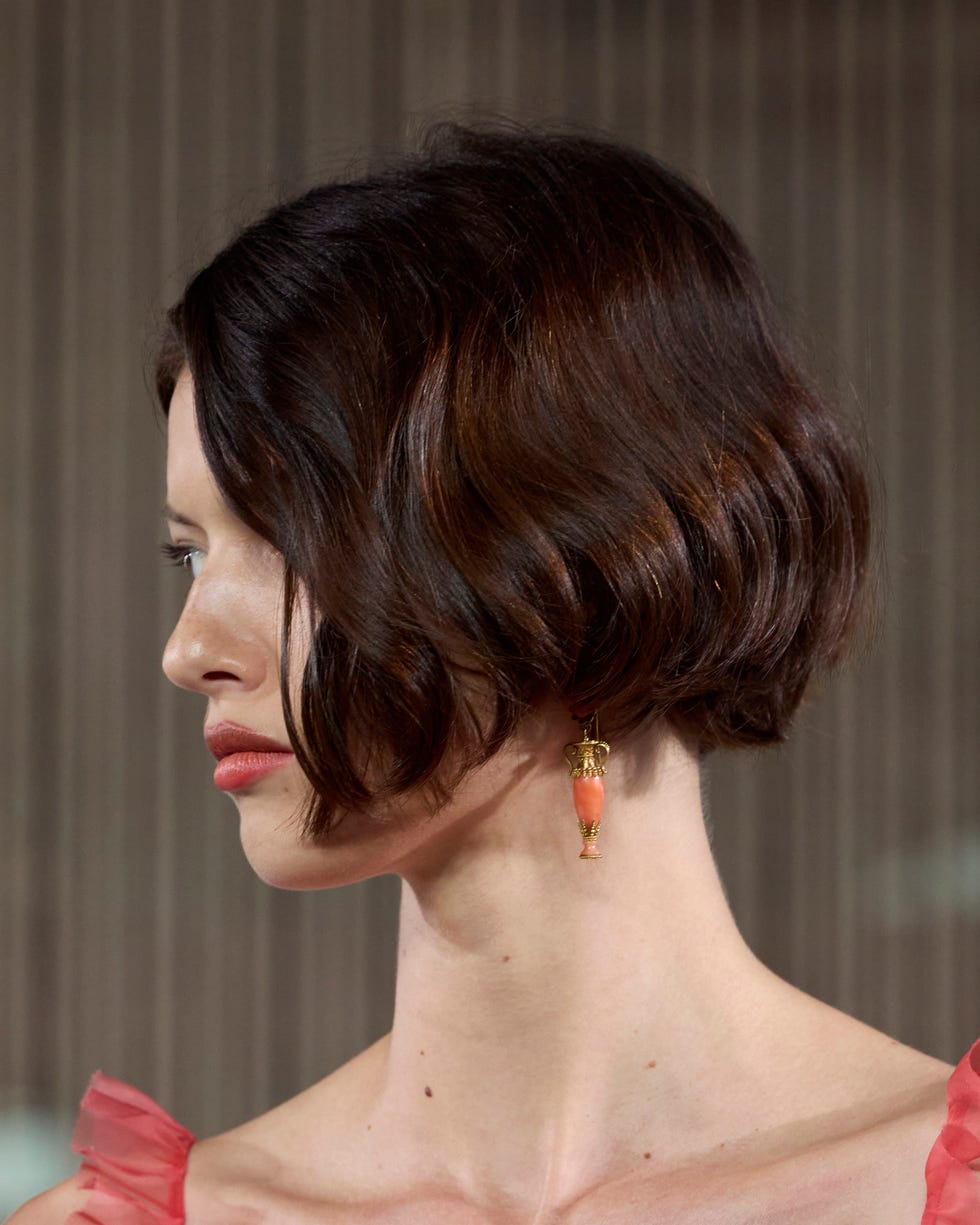 Dark Brown Bob With Soft Waves — French Bob