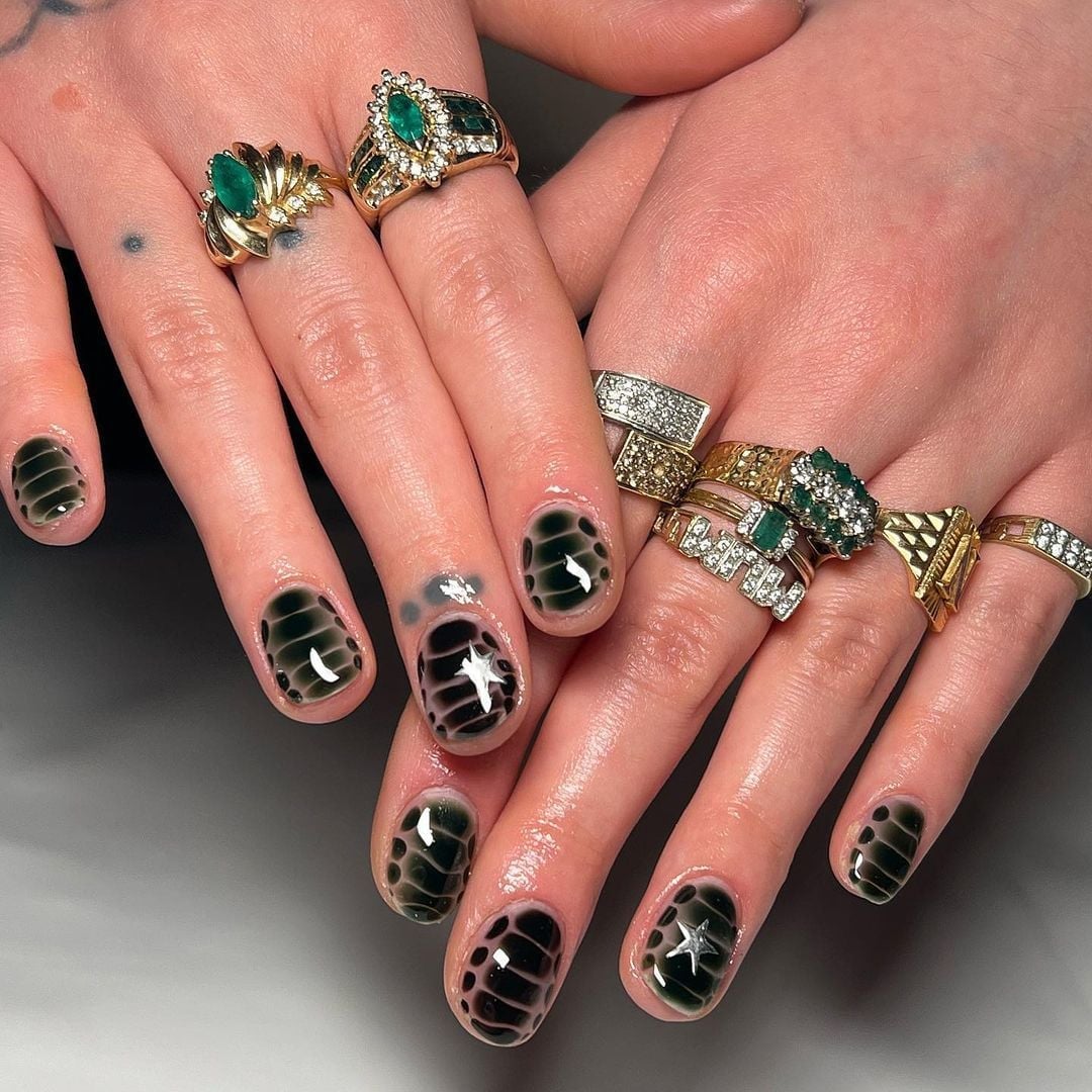 Dark Green Stripes Dots Short Square Nails — Gel Nails