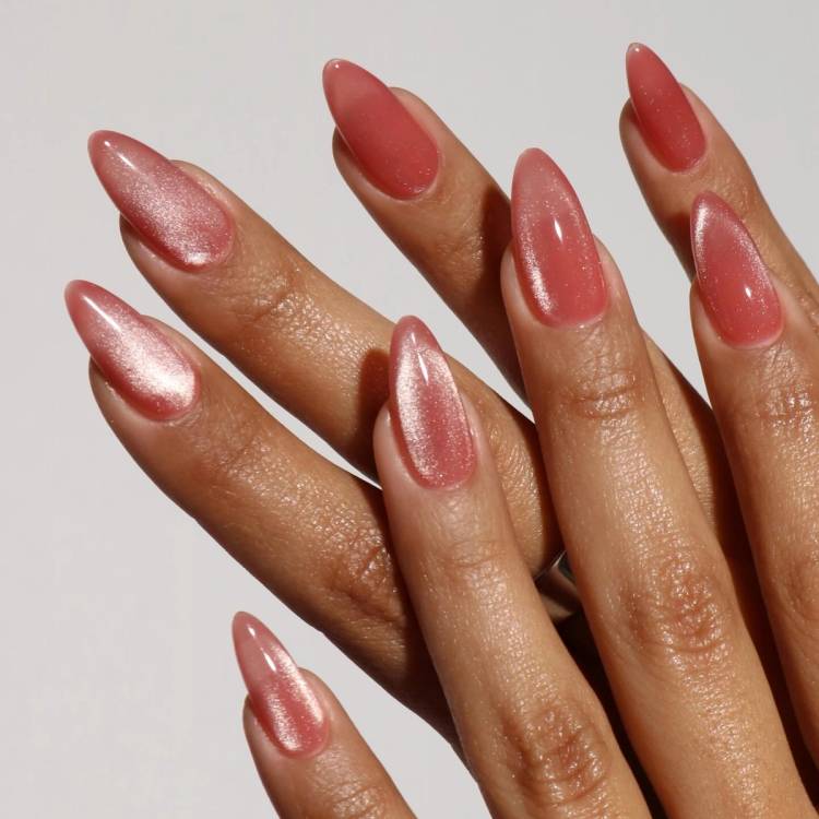 Medium Almond Pink To Coral Gradient — Gel Nails Colors