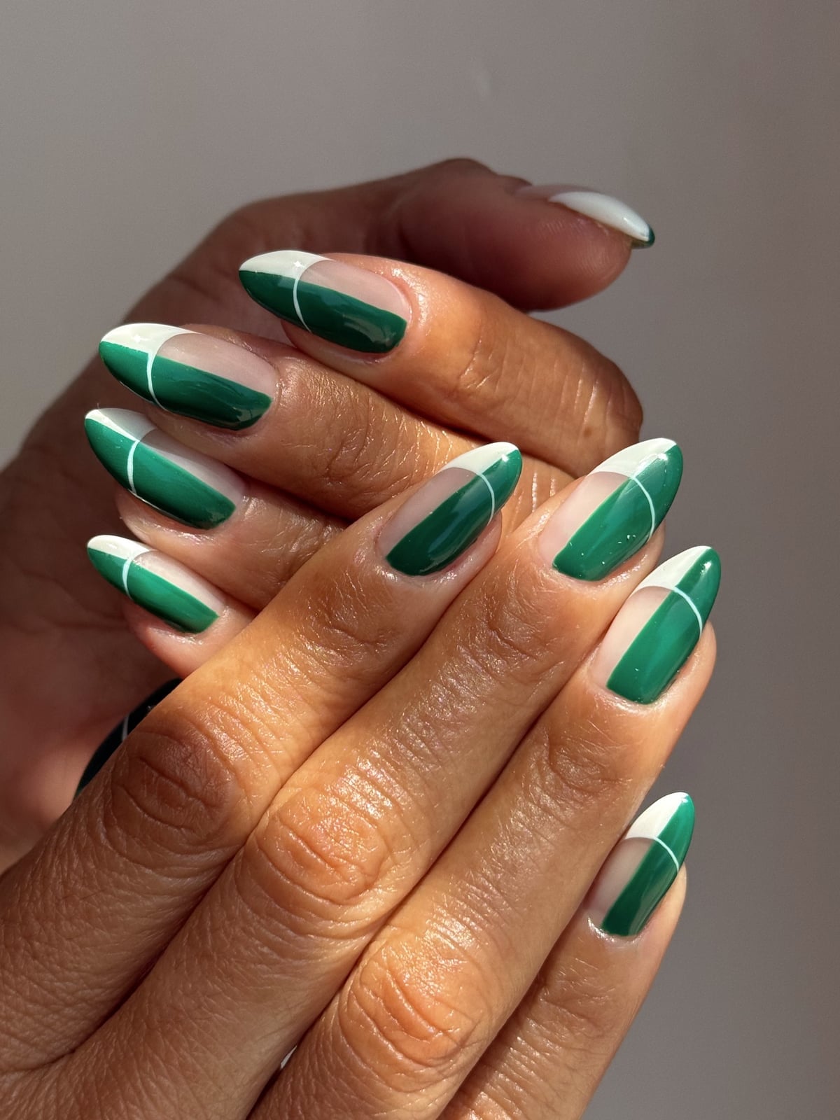 Medium Almond Geometric Stripe Nails — Gel Nails Colors