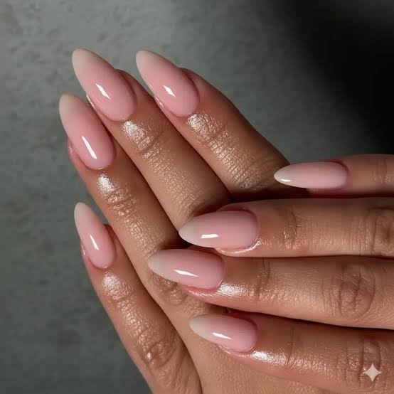 Medium Oval Milky Pink Gel Polish — Gel Nails Polish