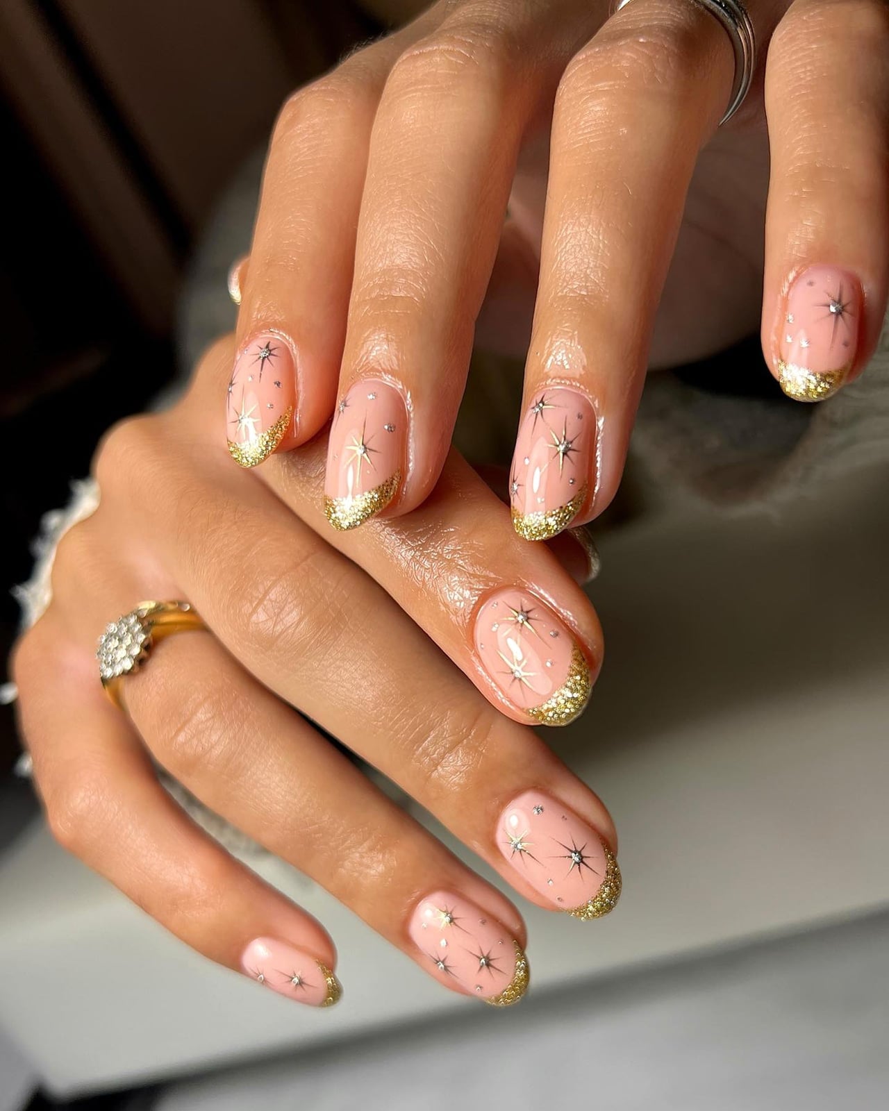 Short Oval Sheer Pink Glitter French Nails — Gel Nails Polish