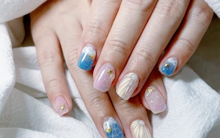 Gel X vs Acrylic vs Hard Gel: Comparing Nail Extension Methods