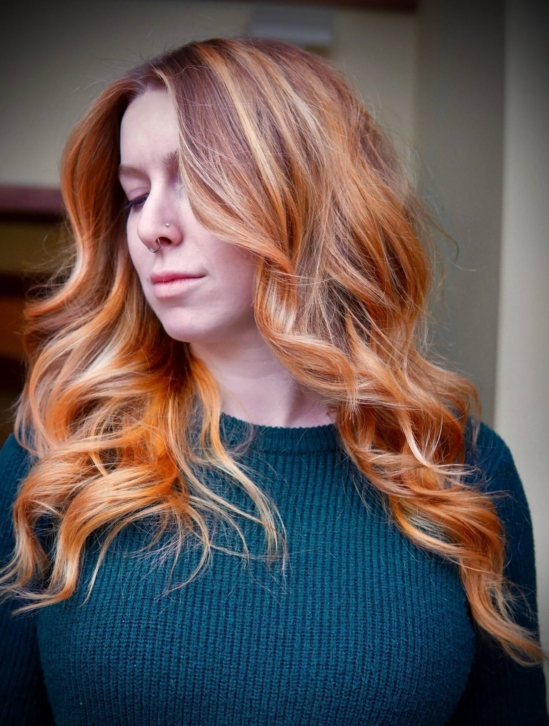Medium Length Layers With Ginger and Blonde Highlights Medium Length Layers With Ginger and Blonde Highlights — Ginger Highlights