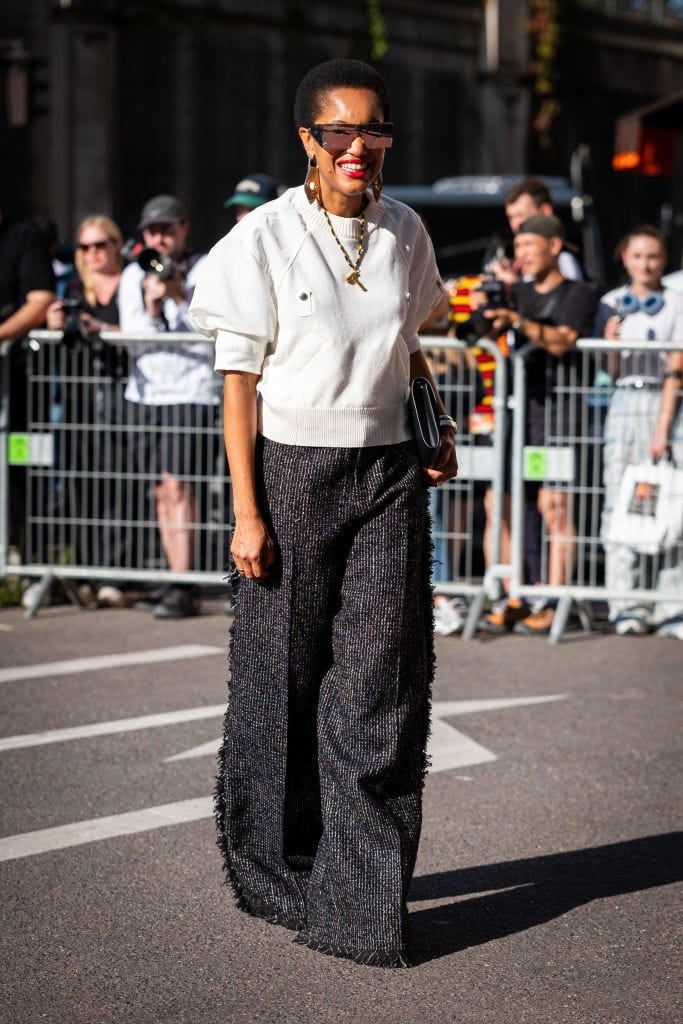 White Puff-Sleeve Sweater with Tweed Wide-Leg Trousers White Puff-Sleeve Sweater with Tweed Wide-Leg Trousers — Going Out Outfits Black Women