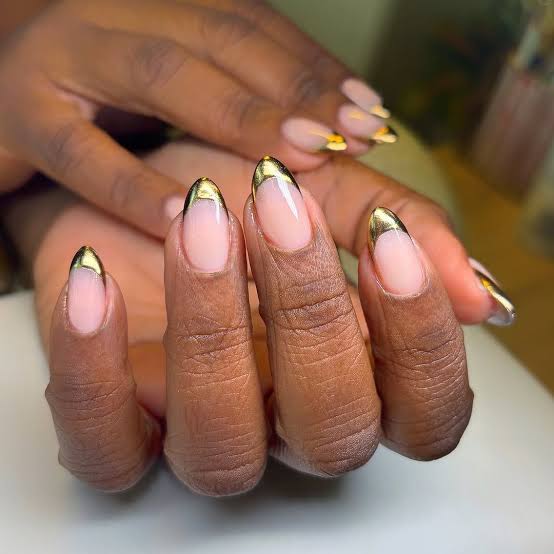 Thin Metallic Gold French Tips Long Almond Nails Thin Metallic Gold French Tips Long Almond Nails — Gold French Tip Nails