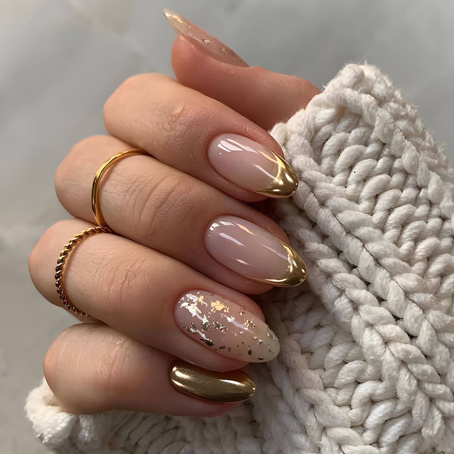 Gold French With Scattered Foil Medium Almond Nails, миндаль Gold French With Scattered Foil Medium Almond Nails, миндаль — Gold French Tip Nails